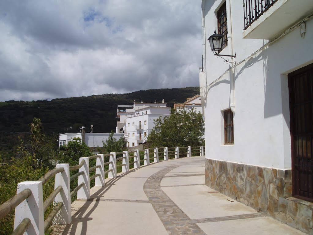 Hotel Rural Real De Laroles Nevada Bike And Treeking Luaran gambar